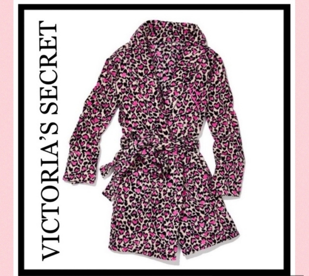 🎉 Victoria Secret Leopard Bathrobe